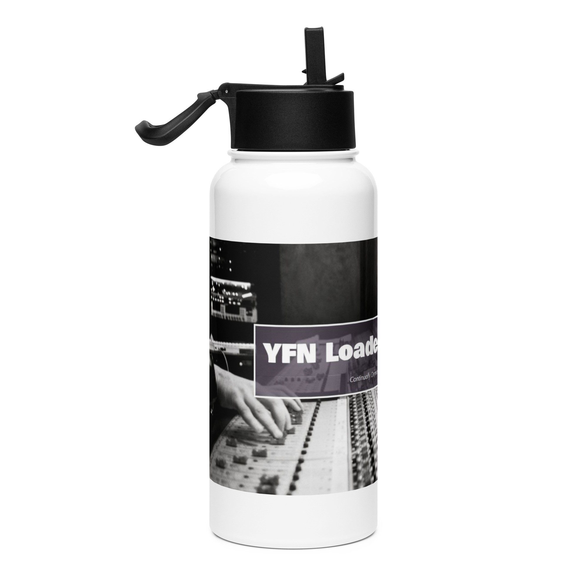 Stainless steel water bottle with a straw lid - Image 4