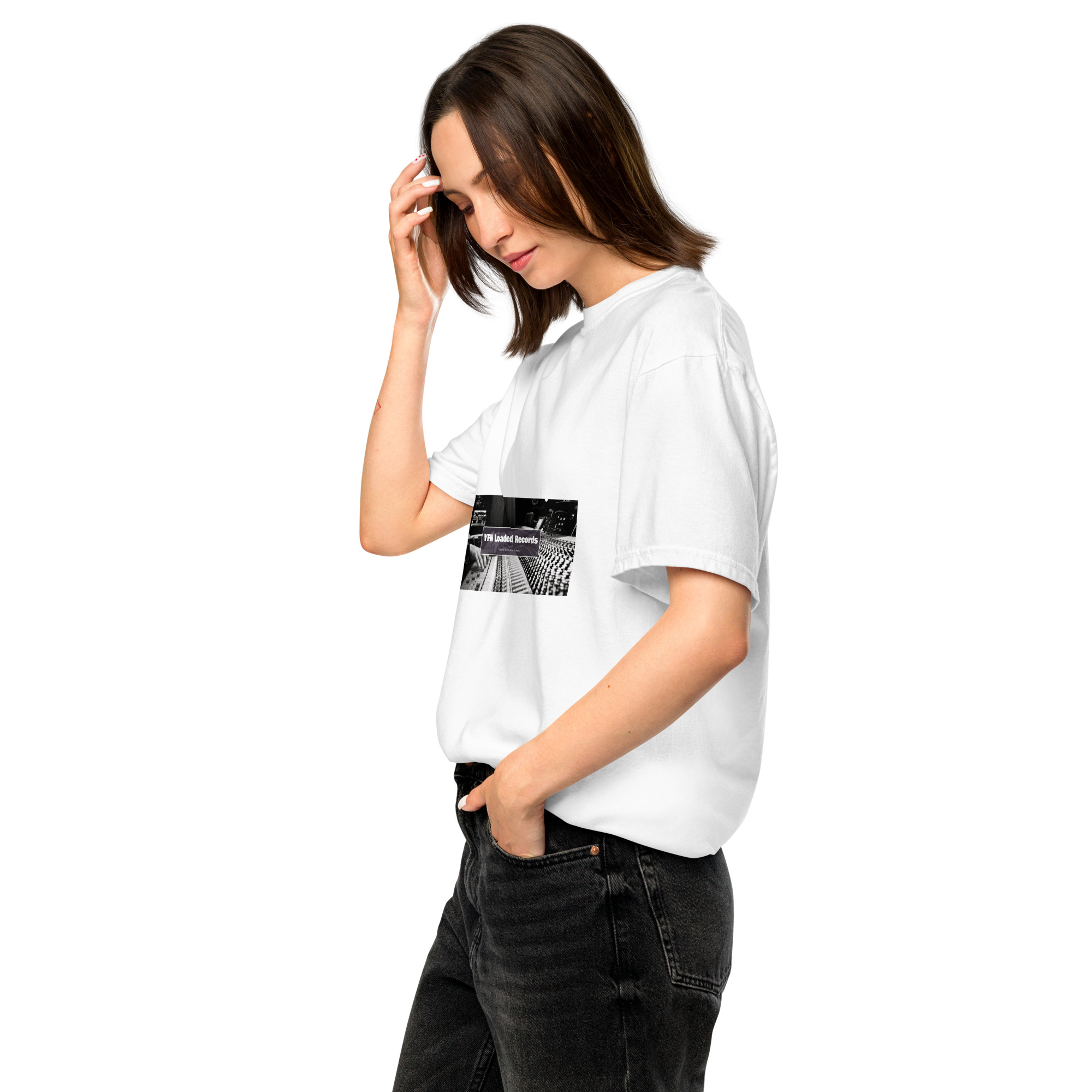 Unisex garment-dyed heavyweight t-shirt - Image 3